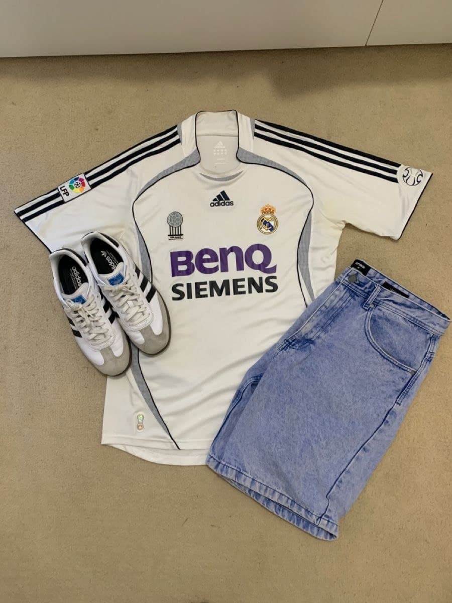 Look total look con maglia da calcio retro Goal Mania