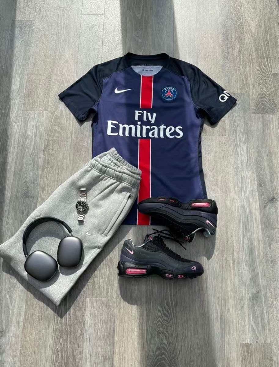 Maglia da calcio storica ricevuta da un cliente Goal Mania