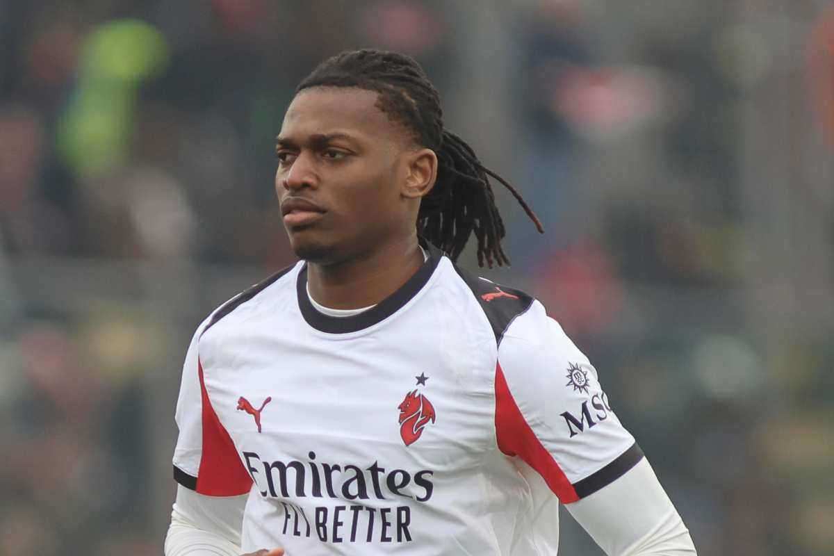 Leao, offerta "pazzesca": il Milan al bivio sul futuro del suo gioiello